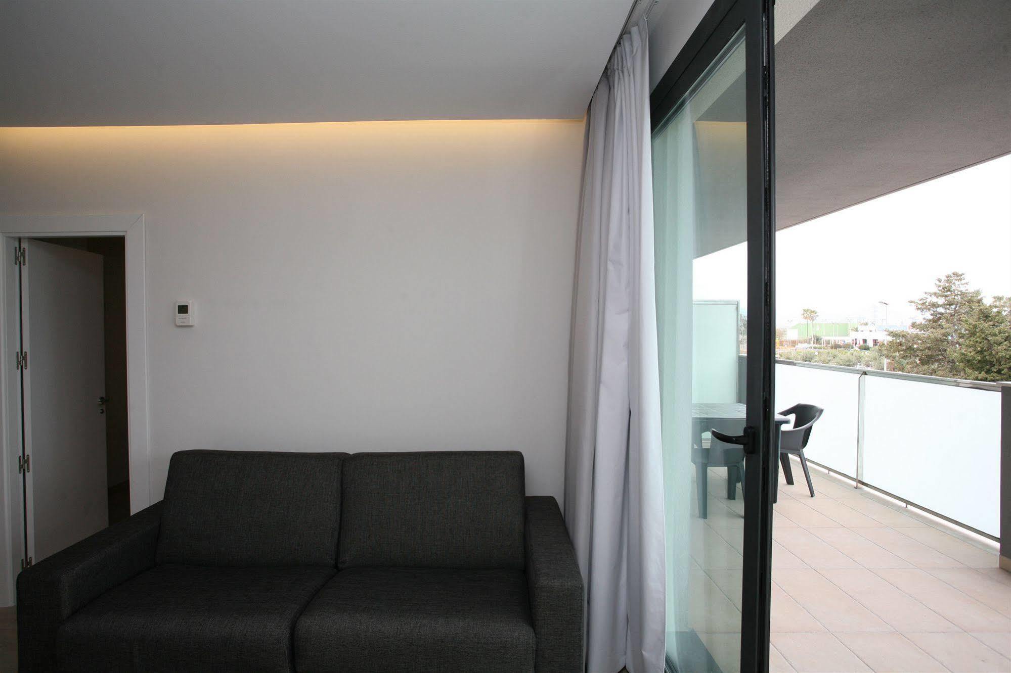 Aparthotel Playa Олива Экстерьер фото